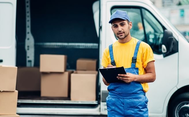 Caminhão de Mudança em Cosmópolis